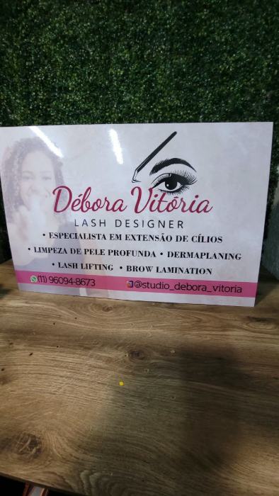 Placa de serviços para studio de beleza